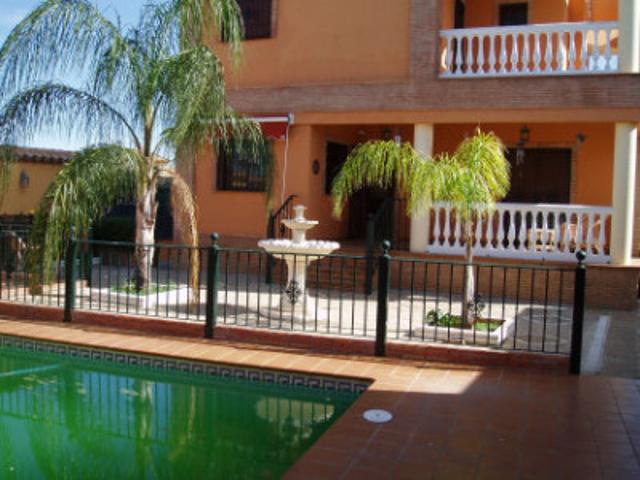 Casa en venta en Mairena Del Alcor, Andalucía
