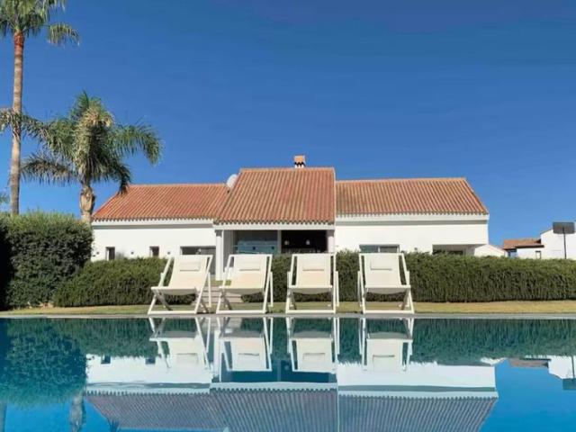 Casa en venta en San Luis de Sabinillas, Costa del Sol Occidental