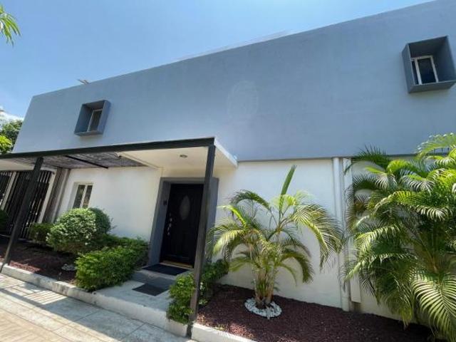 Casa En Condominio en venta en Manzanillo, Colima