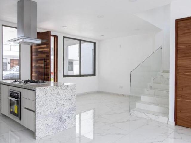 CASA EN VENTA, MANZANILLO, PUNTA CORAL