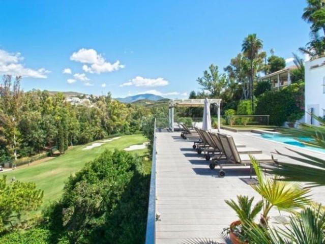 Casa en venta en Nueva Andalucía, Costa del Sol Occidental