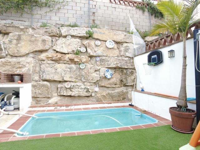 Chalet en venta en Rio Real, Costa del Sol Occidental