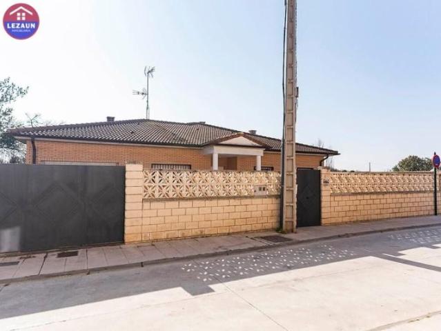 Casa en venta en Erriberagoiena / Ribera Alta, Navarra