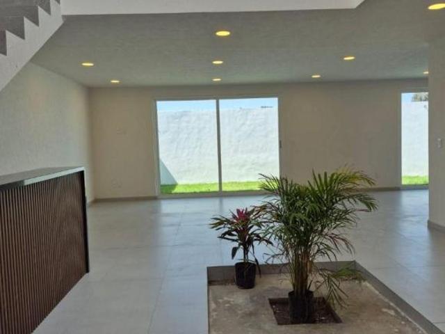 Casa en Venta, Metepec. 5 recamaras