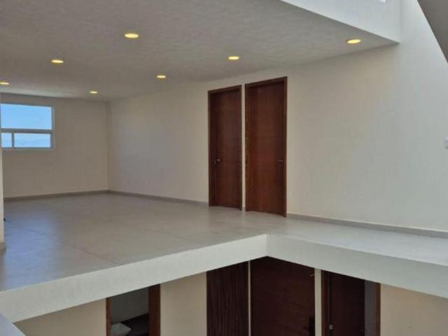Casa en Venta, Metepec. 5 recamaras