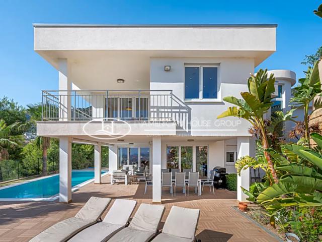 Casa en venta en Los Pacos, Costa del Sol Occidental