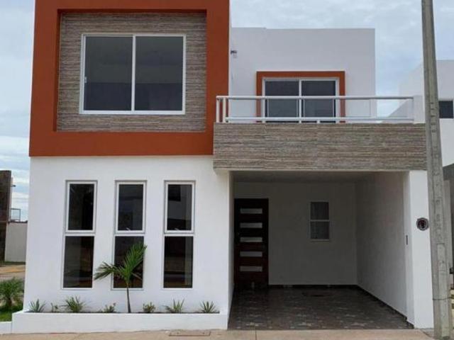 Casa en venta en Coatzacoalcos, Veracruz