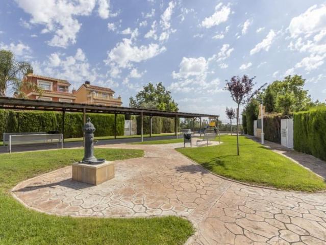 Casa en venta en San Isidro de Benagéber, l'Horta Nord