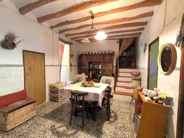 Casa en venta en les Canyades de Don Ciro, el Vinalopó Mitjà / El Vinalopó Medio
