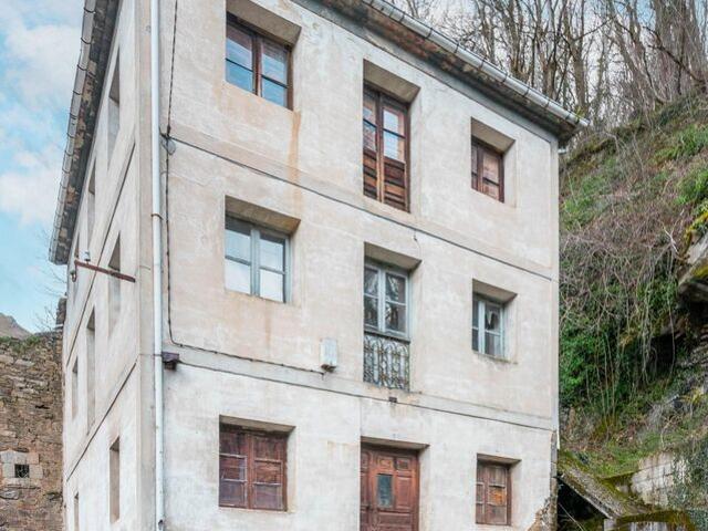 Chalet en venta en Aller, Asturias