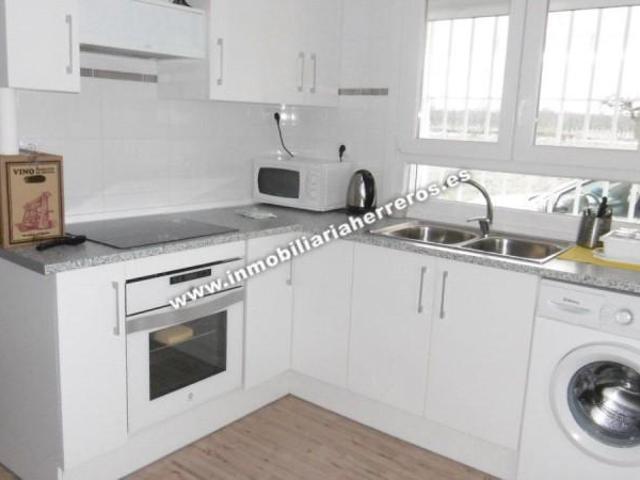 Casa en venta en Nalda, La Rioja