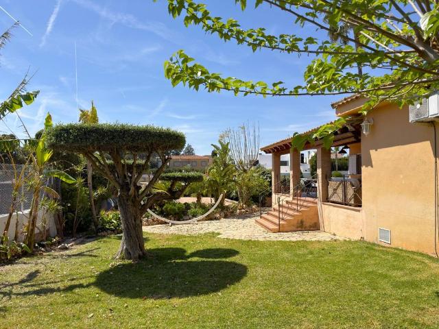 Casa en venta en el Camp de Túria, Valencia