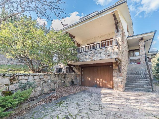 Casa en venta en Navacerrada