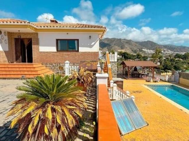 Casa en venta en La Axarquía, Andalucía