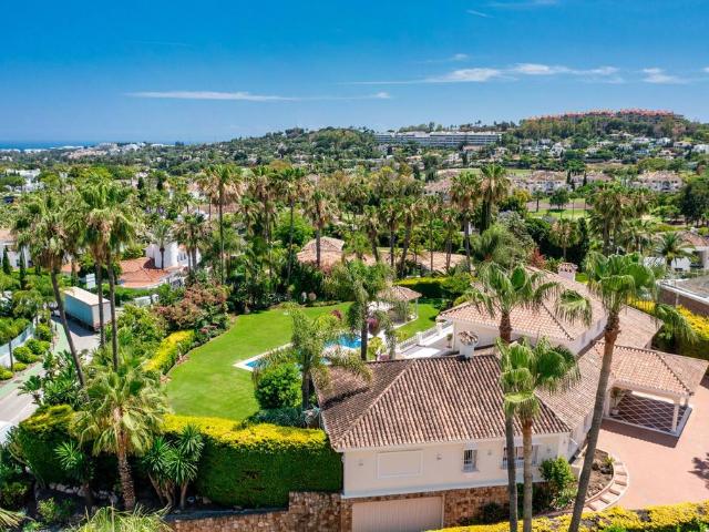 Casa en venta en Nueva Andalucía, Costa del Sol Occidental