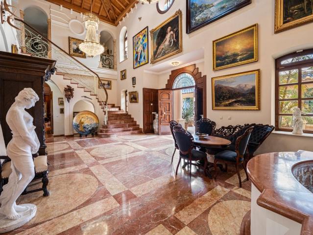 Casa en venta en Nueva Andalucía, Costa del Sol Occidental