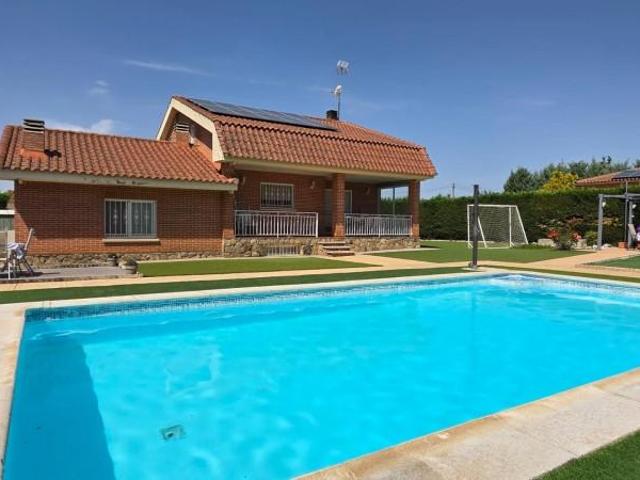 Casa en venta en Eurovillas-Las Villas, Nuevo Baztán