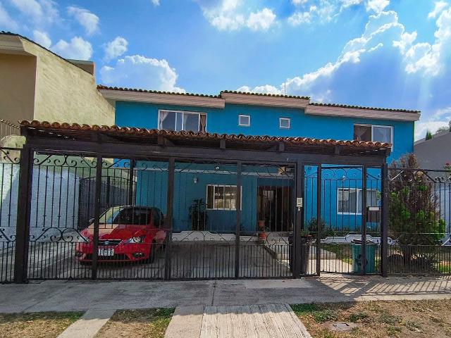 Casa en renta en Vistas del Sol, Santa Ana Tepetitlán
