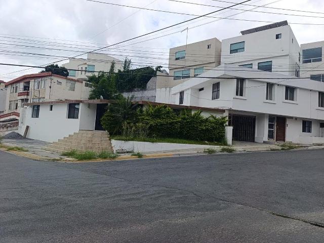 Casa en renta en Vista Hermosa, Monterrey
