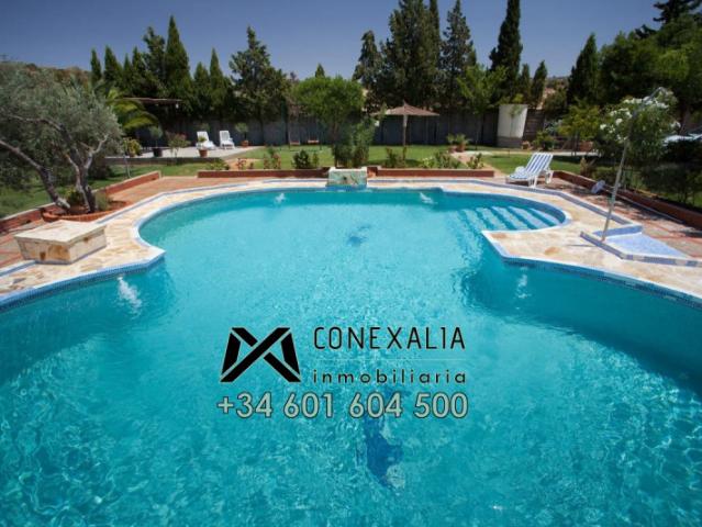 Casa en venta en Osuna, Andalucía