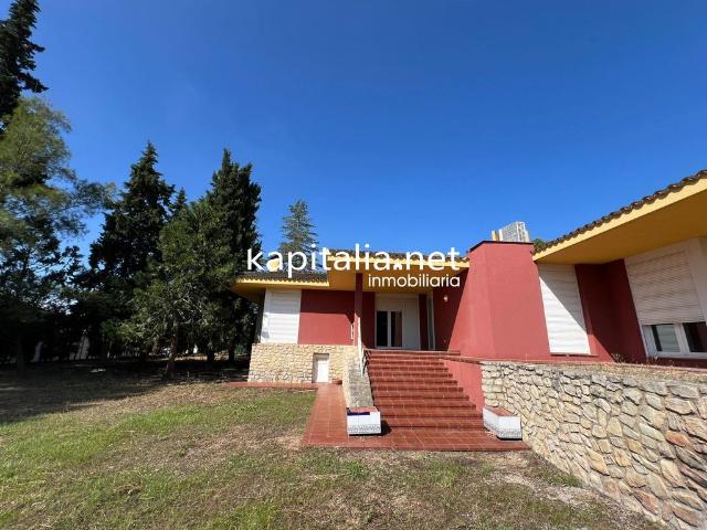 Casa en venta en la Vall d'Albaida, Valencia