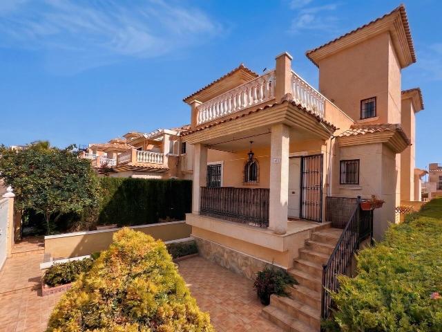 Chalet en venta en Urbanización la Florida, el Baix Segura / La Vega Baja