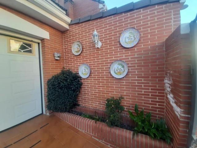 Casa en venta en Las Américas, Parla