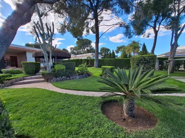 Casa en venta en l'Horta Nord, Valencia