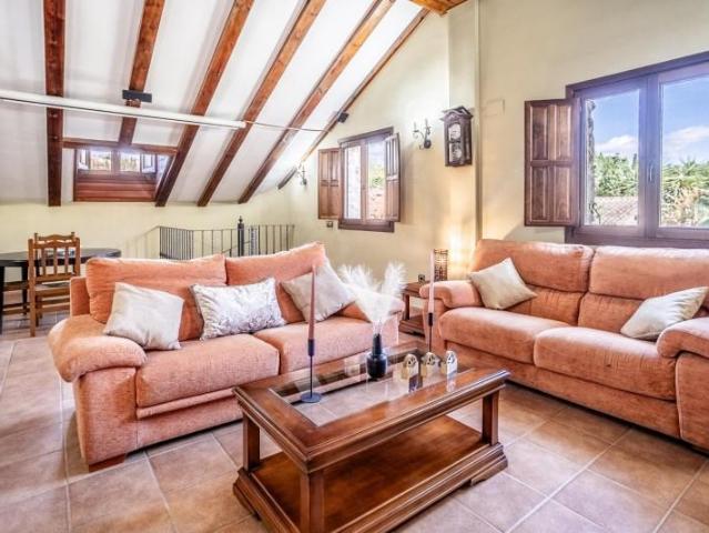 Casa en venta en La Serranía, Valencia