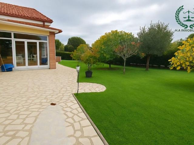 Casa en venta en Pedrezuela, Madrid