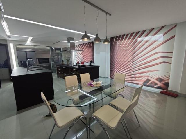 Casa en venta en el Vinalopó Mitjà / El Vinalopó Medio, Valencia