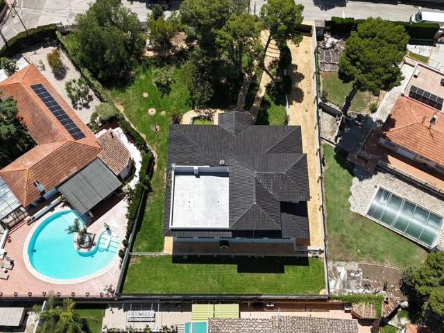 Casa en venta en Urbanització El Pinar, l'Horta Sud