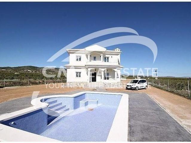 Casa en venta en Cases del Pi, el Vinalopó Mitjà / El Vinalopó Medio