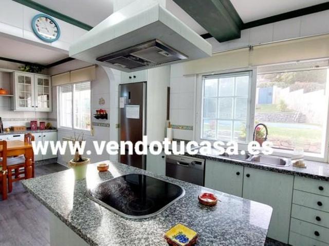 Casa en venta en Poio, Pontevedra