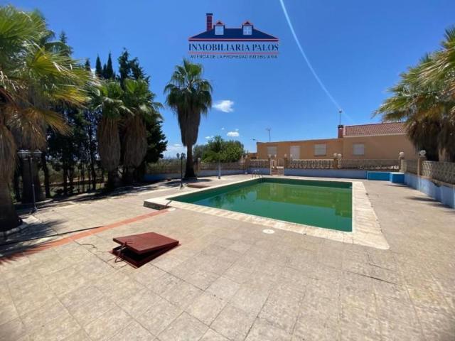 Casa en venta en Puente Genil, Andalucía