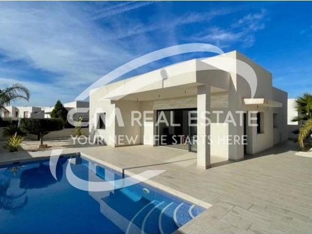 Casa en venta en Rafal, Valencia