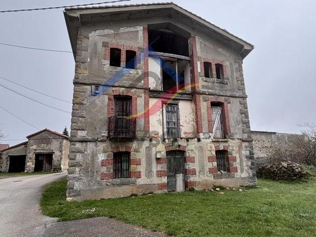Casa en venta en Valderredible, Cantabria