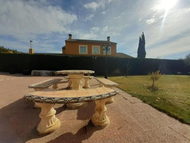 Casa en venta en Renedo De Esgueva, Castilla y León