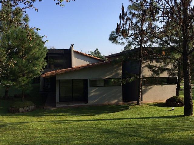 Casa en renta en Valle De Bravo, Estado de México