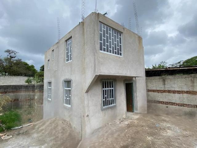 Casa en renta en Unidad Habitacional Roberto Amoros, Coatepec