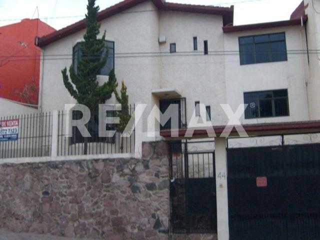 Casa en venta en Tlalnepantla De Baz, Estado de México