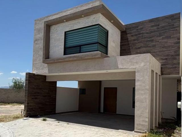 Casa en venta en Saltillo, Coahuila