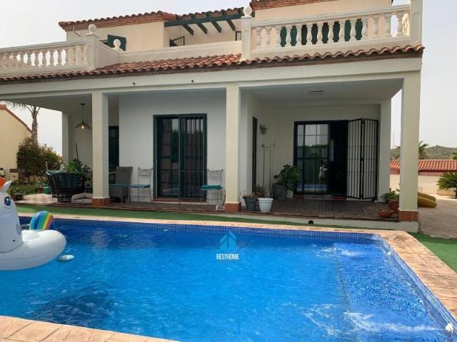 Casa en venta en el Camp de Túria, Valencia