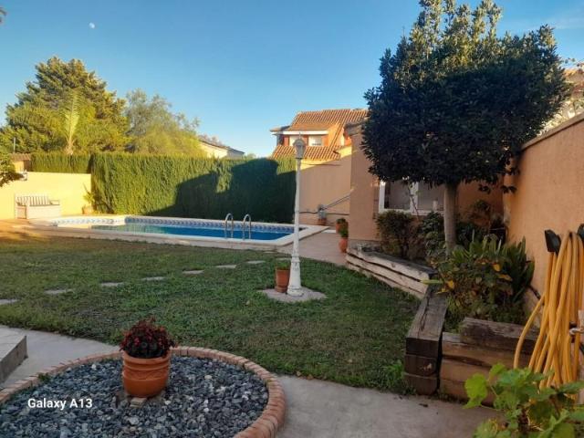 Casa en venta en el Camp de Túria, Valencia