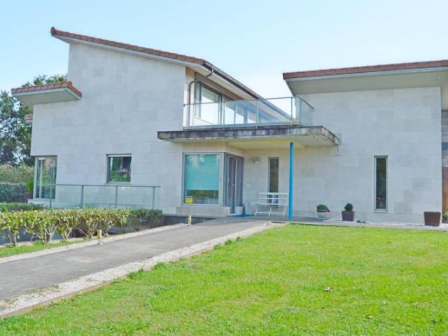 Casa en venta en Ribamontán Al Monte, Cantabria