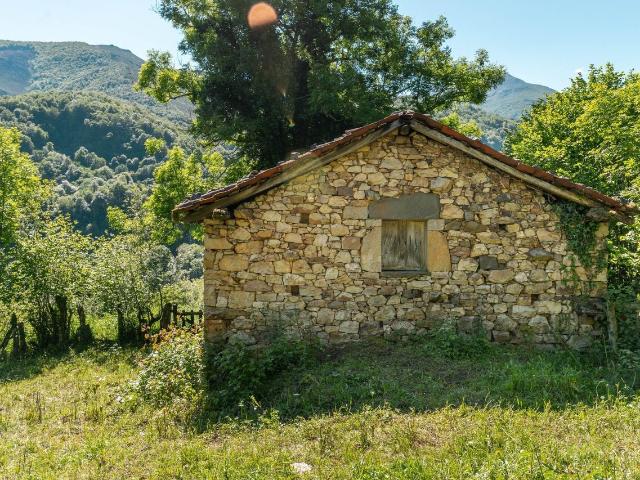 Chalet en venta en Quirós, Asturias