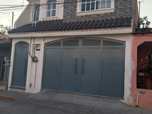 Casa en venta en San Francisco Del Rincón, Guanajuato