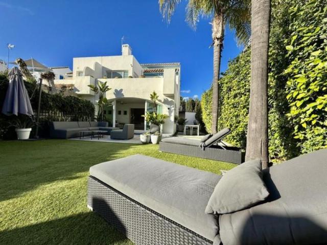 Casa en venta en Guadalmina, Costa del Sol Occidental