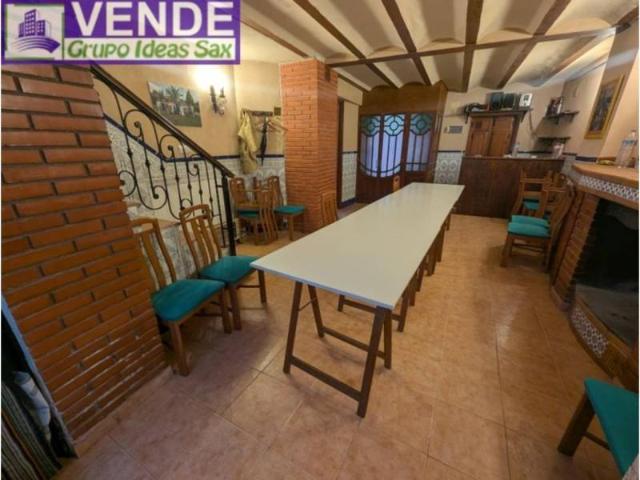 Casa en venta en l'Alt Vinalopó / El Alto Vinalopó, Valencia