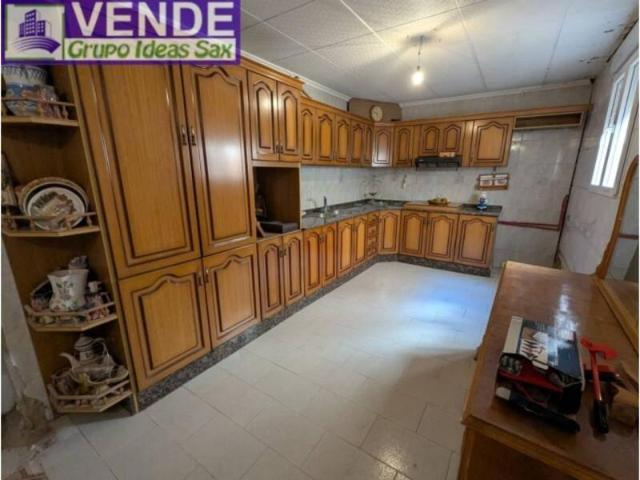 Casa en venta en l'Alt Vinalopó / El Alto Vinalopó, Valencia